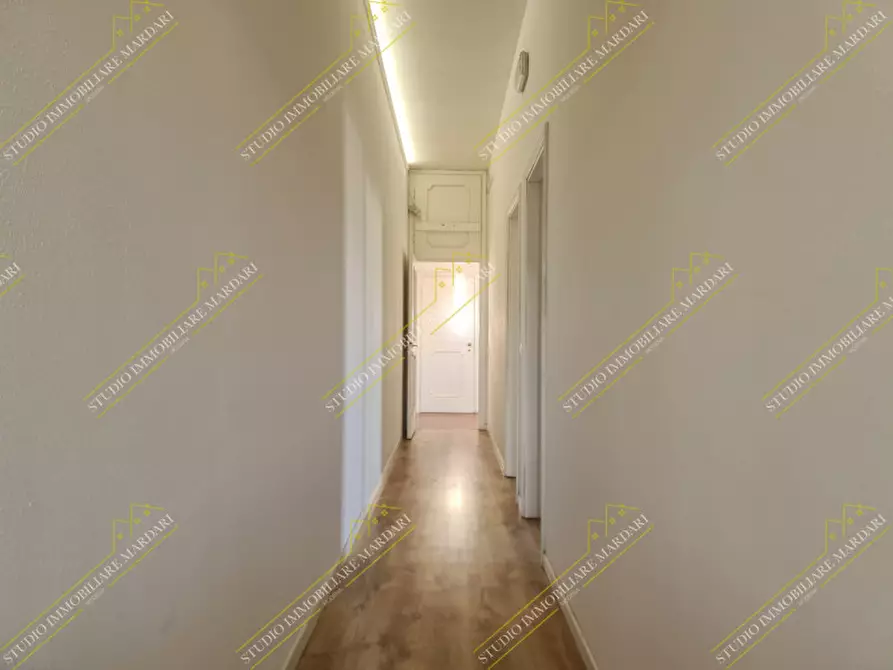 Immagine 28 di Ufficio in affitto  in via emilia est 800 a Modena