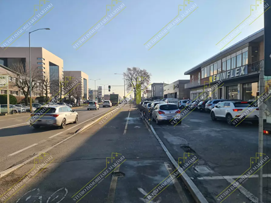 Immagine 35 di Ufficio in affitto  in via emilia est 800 a Modena