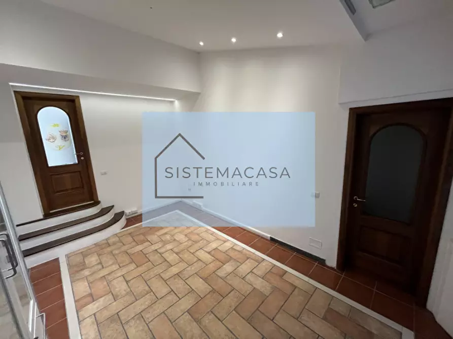 Immagine 1 di Appartamento in vendita  in Corso della Repubblica a Forli'