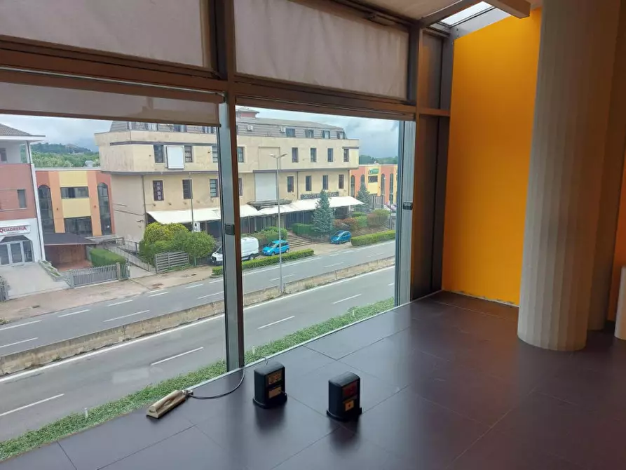 Immagine 5 di Negozio in vendita  in Corso Moncenisio, N. 43 a Rosta