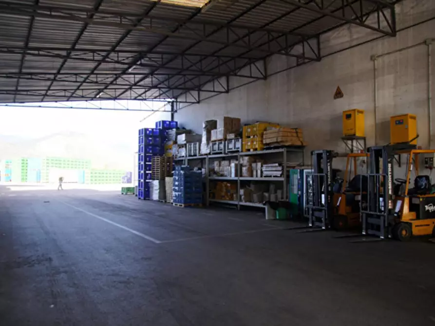 Immagine 10 di Capannone industriale in vendita  in Via Antonio Salandra, 04022 Fondi LT, Italia a Fondi