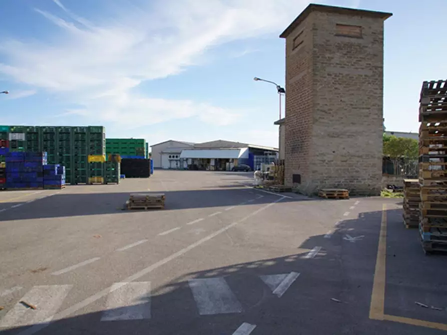 Immagine 16 di Capannone industriale in vendita  in Via Antonio Salandra, 04022 Fondi LT, Italia a Fondi