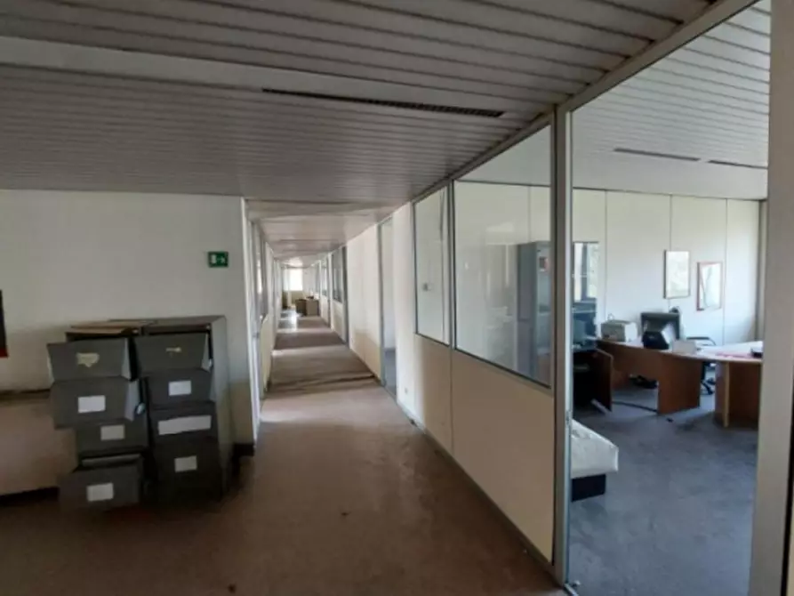 Immagine 9 di Ufficio in vendita  in Via Guido Rossa, N. 8 a Cornate D'adda