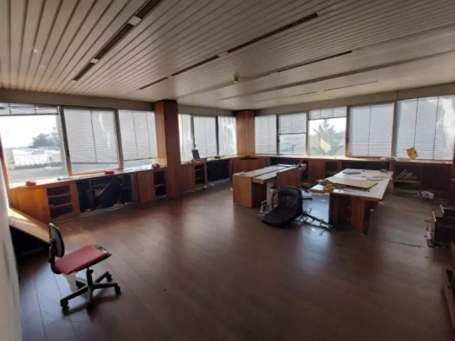 Immagine 11 di Ufficio in vendita  in Via Guido Rossa, N. 8 a Cornate D'adda