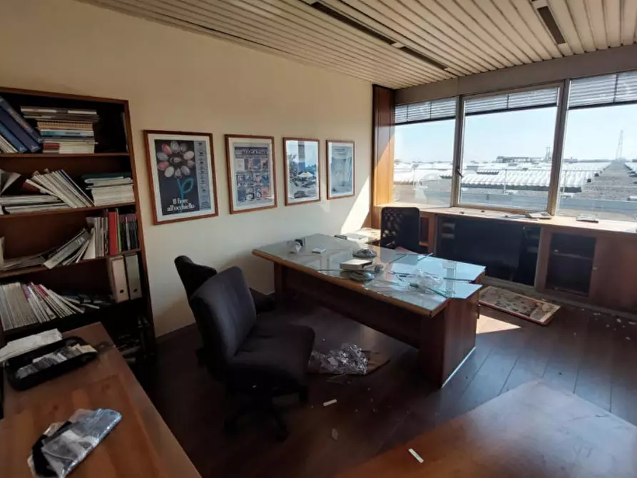 Immagine 13 di Ufficio in vendita  in Via Guido Rossa, N. 8 a Cornate D'adda