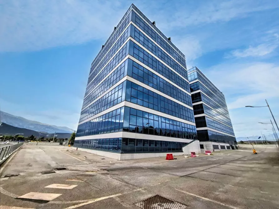 Immagine 2 di Ufficio in vendita  in SS261, N. snc a Poggio Picenze