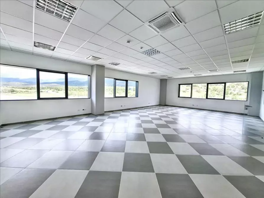 Immagine 19 di Ufficio in vendita  in SS261, N. snc a Poggio Picenze