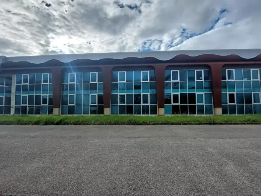 Immagine 4 di Ufficio in vendita  in Via Mario Angelucci, N. 32 a Perugia