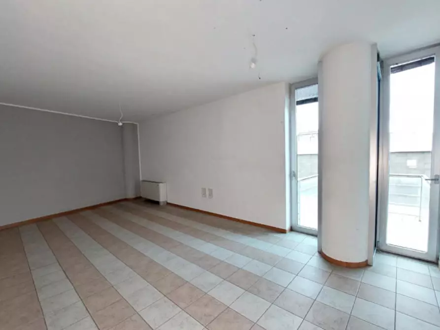 Immagine 6 di Ufficio in vendita  in Via Mario Angelucci, N. 32 a Perugia