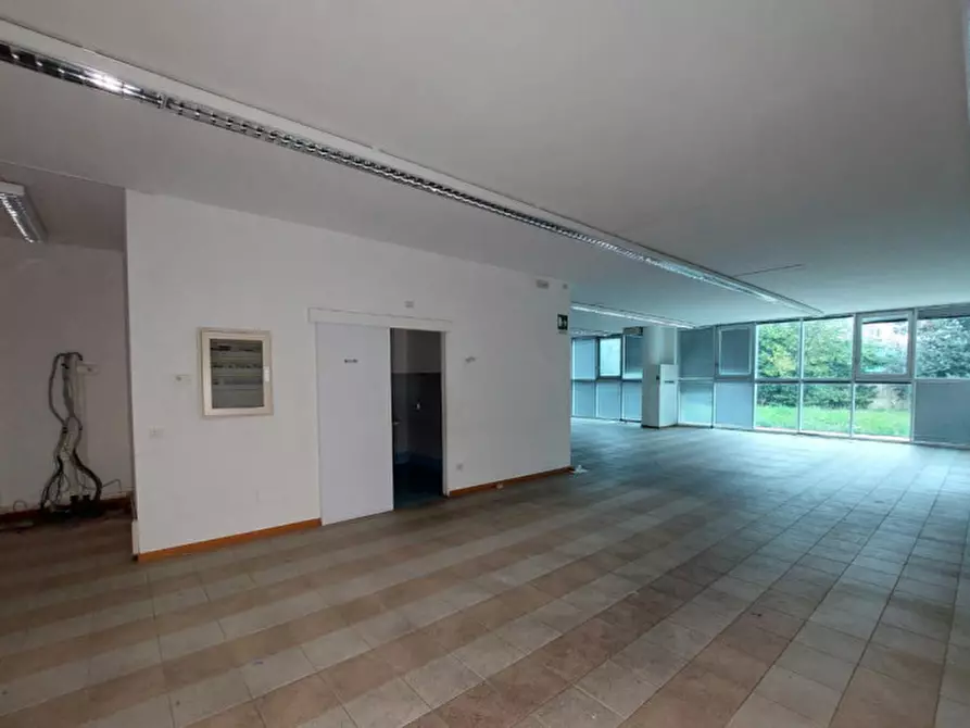 Immagine 13 di Ufficio in vendita  in Via Mario Angelucci, N. 32 a Perugia