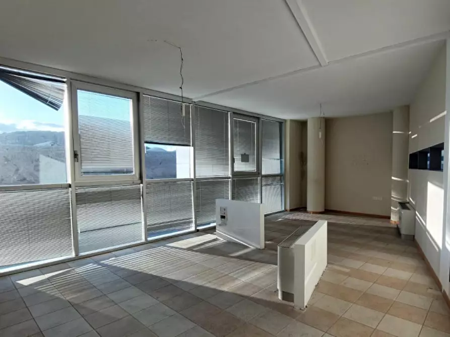 Immagine 1 di Ufficio in vendita  in Via Mario Angelucci, N. 32 a Perugia