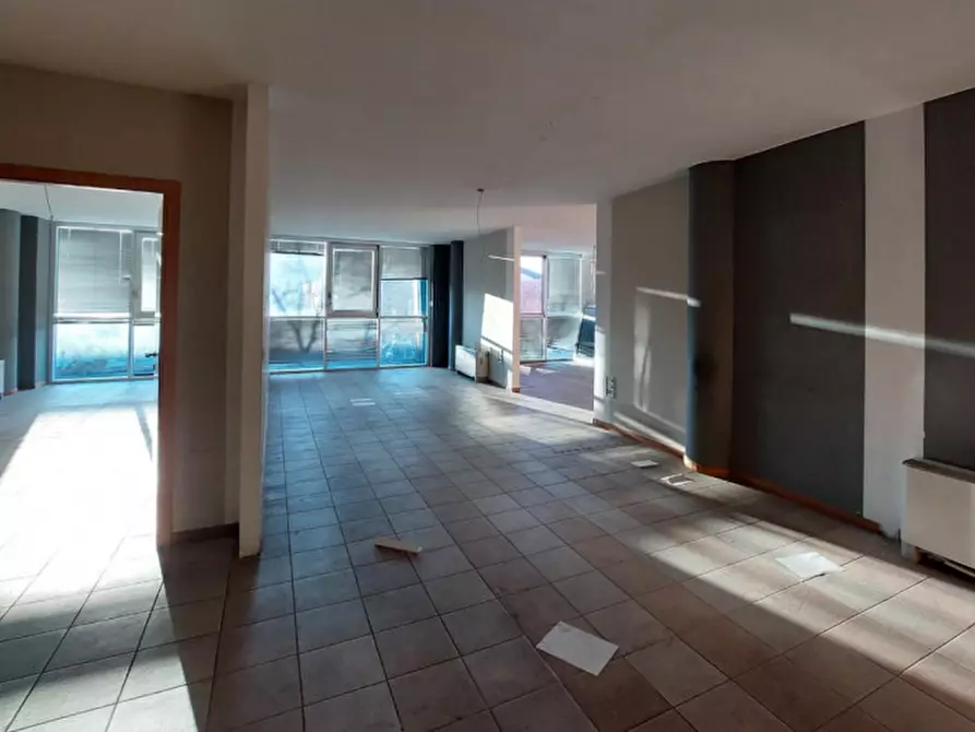 Immagine 16 di Ufficio in vendita  in Via Mario Angelucci, N. 32 a Perugia