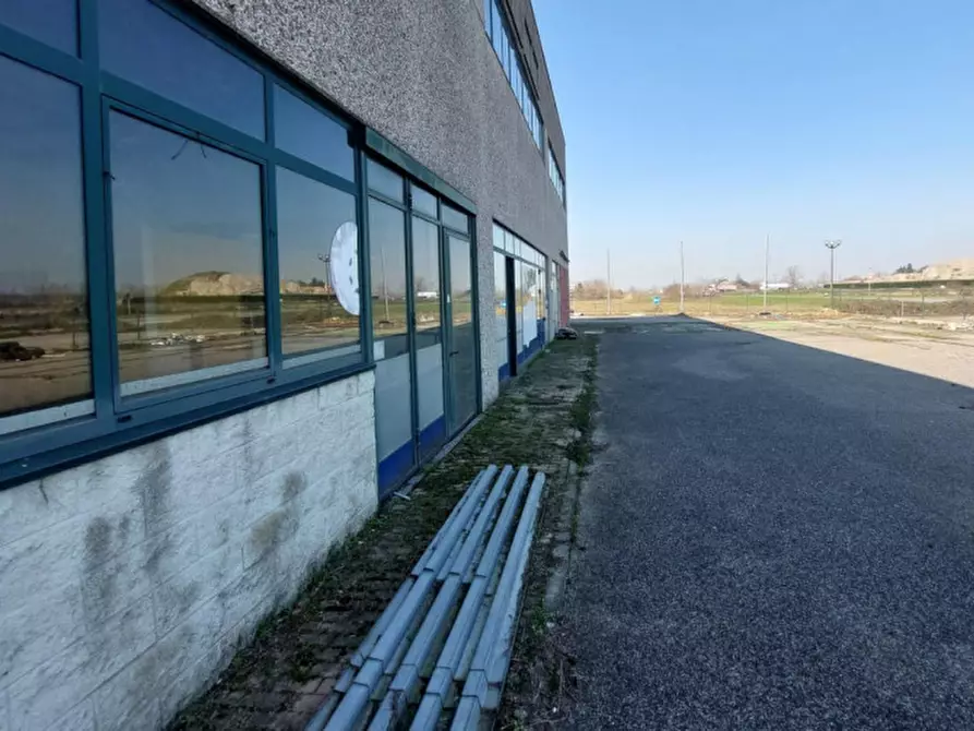 Immagine 19 di Capannone industriale in vendita  in Via Bissone, N. - a Santa Cristina E Bissone