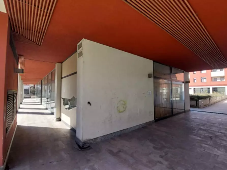 Immagine 13 di Negozio in vendita  in Via Monsigor Cazzaniga, N. 19 a Gorgonzola