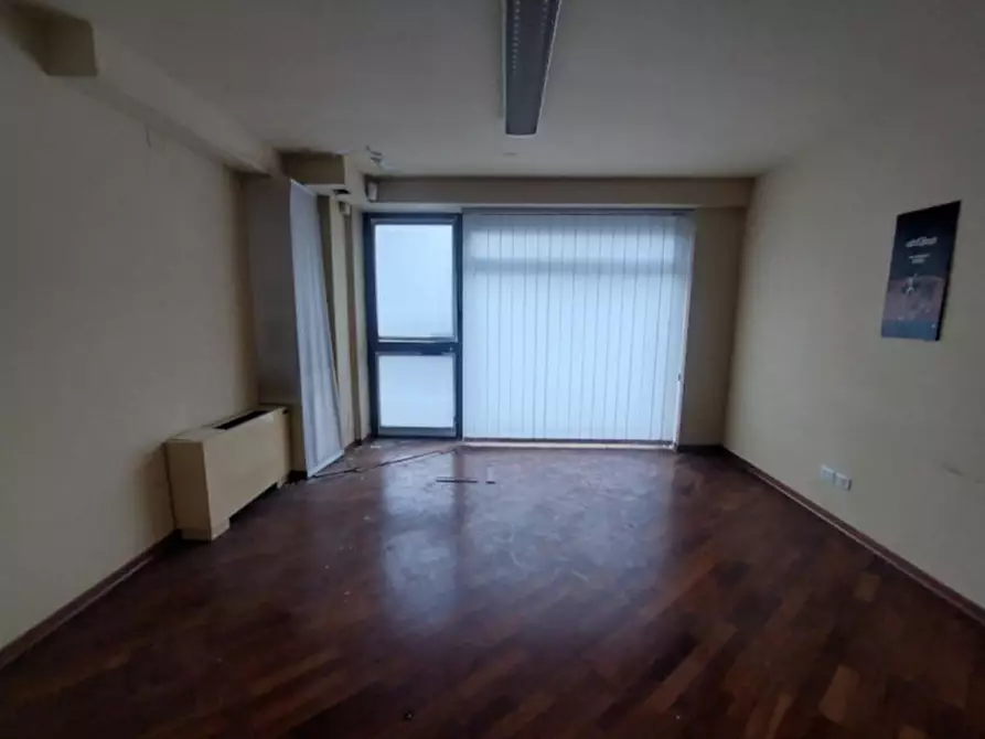 Immagine 6 di Ufficio in vendita  in Via della Madonna Alta, N. 91 a Perugia