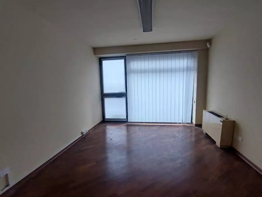 Immagine 7 di Ufficio in vendita  in Via della Madonna Alta, N. 91 a Perugia