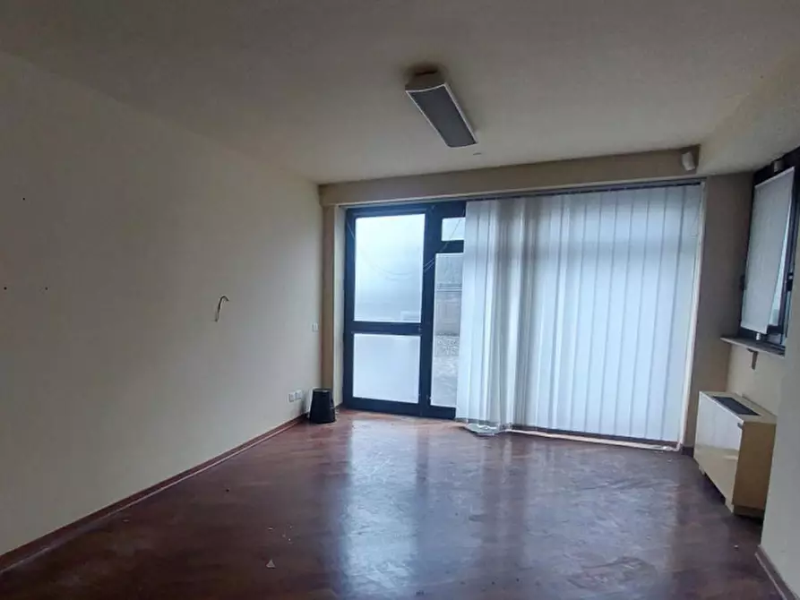 Immagine 8 di Ufficio in vendita  in Via della Madonna Alta, N. 91 a Perugia