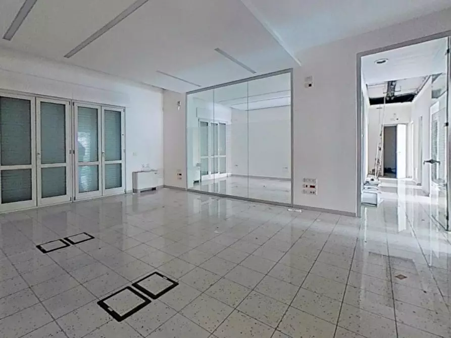 Immagine 2 di Ufficio in vendita  in Via Monte Sabotino, N. 1 a Venezia