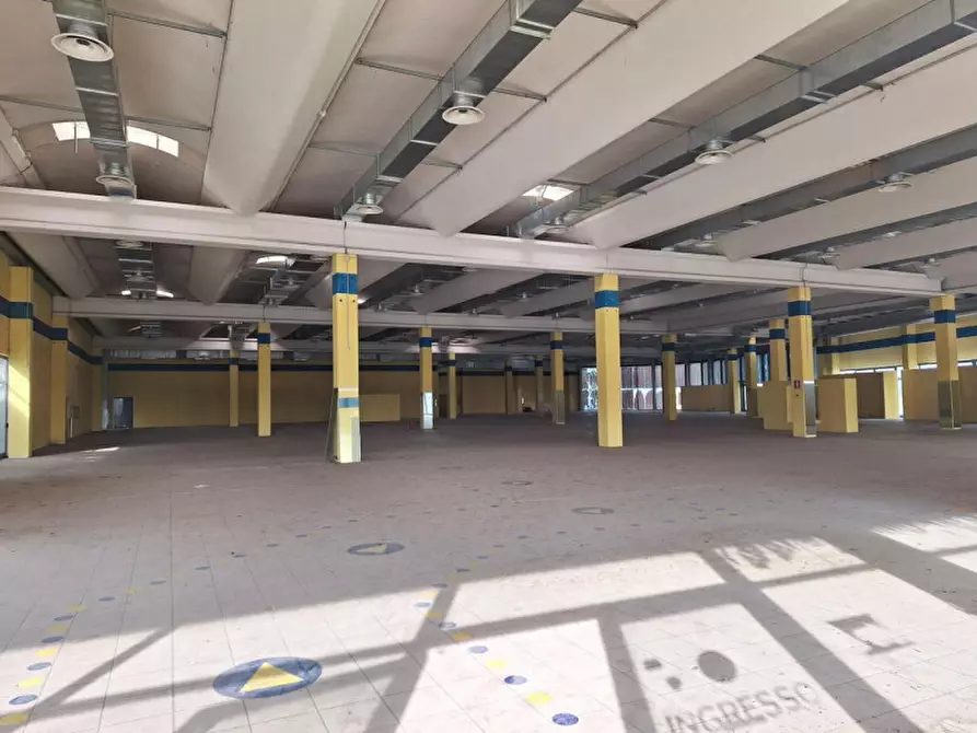 Immagine 2 di Capannone industriale in vendita  in Via Corte Capra, N. snc a Isola Rizza