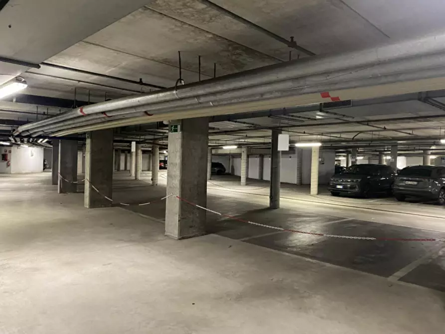 Immagine 9 di Ufficio in vendita  in Viale Achille Papa, 30, 20149 Milano MI, Italia a Milano