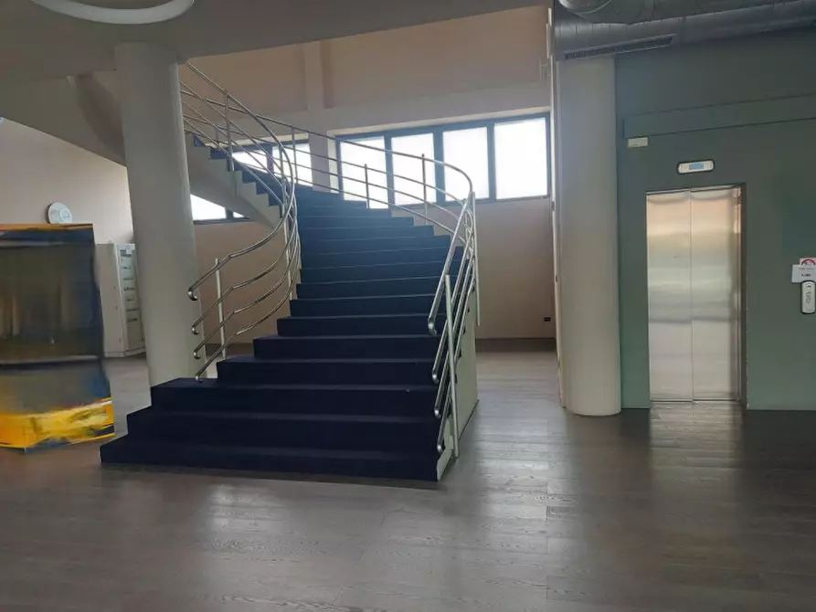 Immagine 7 di Ufficio in vendita  in Corso Moncenisio, N. 43 a Rosta