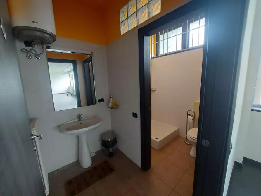 Immagine 13 di Ufficio in vendita  in Corso Moncenisio, N. 43 a Rosta