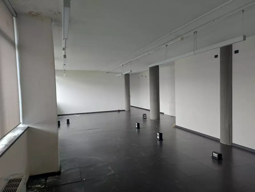 Immagine 14 di Ufficio in vendita  in Corso Moncenisio, N. 43 a Rosta