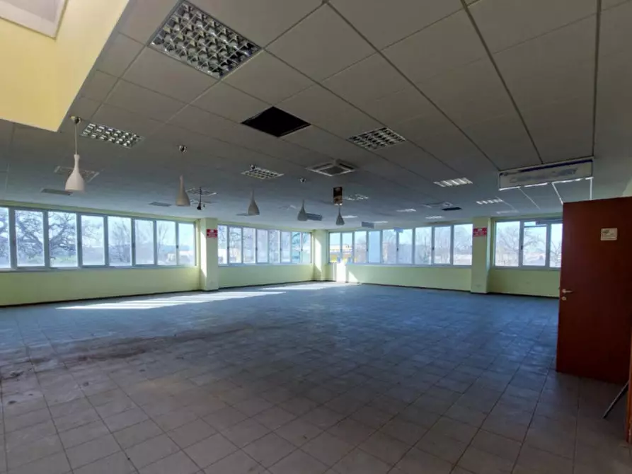 Immagine 6 di Ufficio in vendita  in Via Francesco Crispi, N. 7 a Osimo