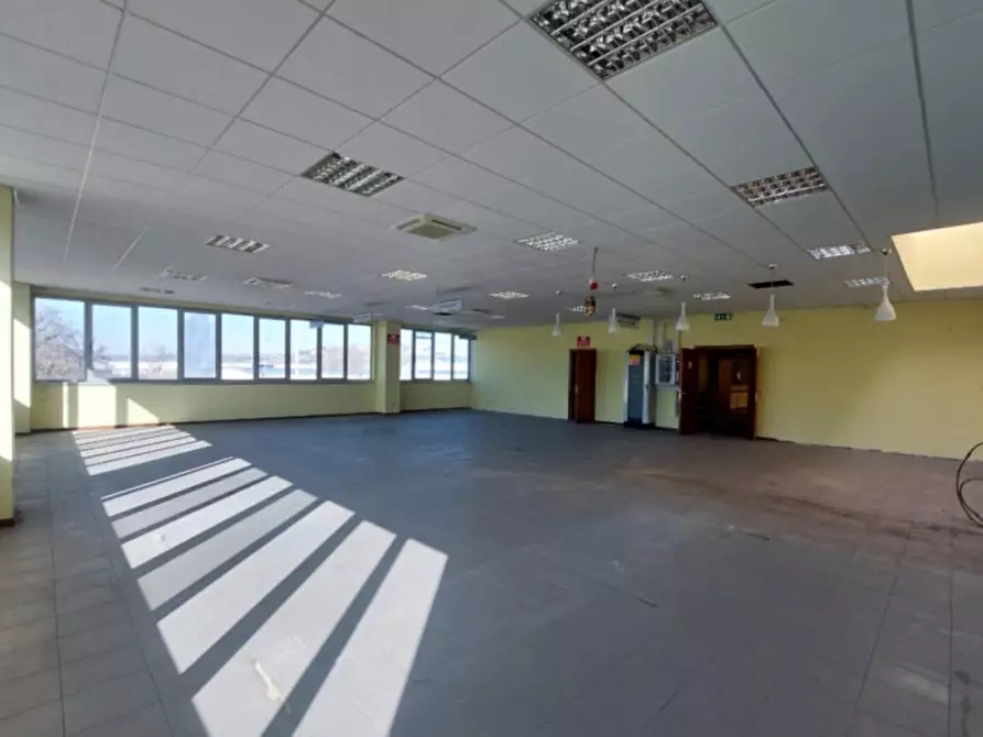 Immagine 7 di Ufficio in vendita  in Via Francesco Crispi, N. 7 a Osimo