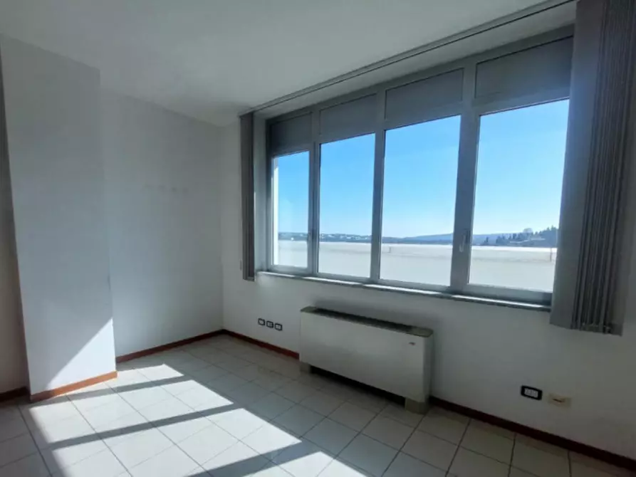 Immagine 6 di Ufficio in vendita  in Via Achille Grandi, N. 10 a Osimo