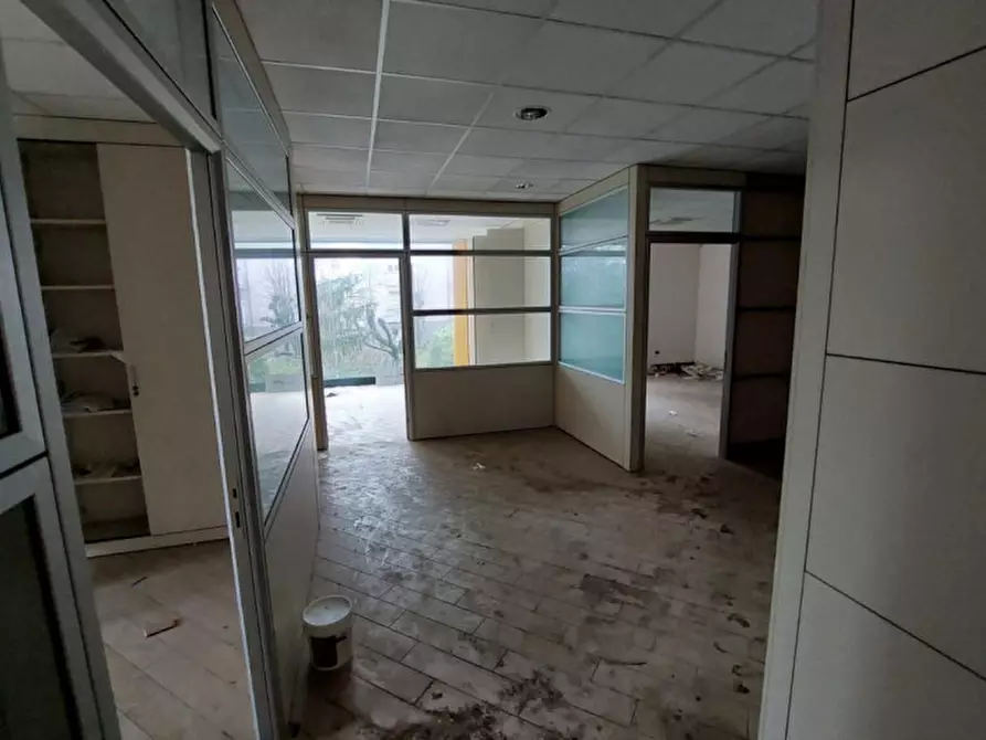 Immagine 10 di Ufficio in vendita  in Viale della Stazione, N. 1 a Rubiera