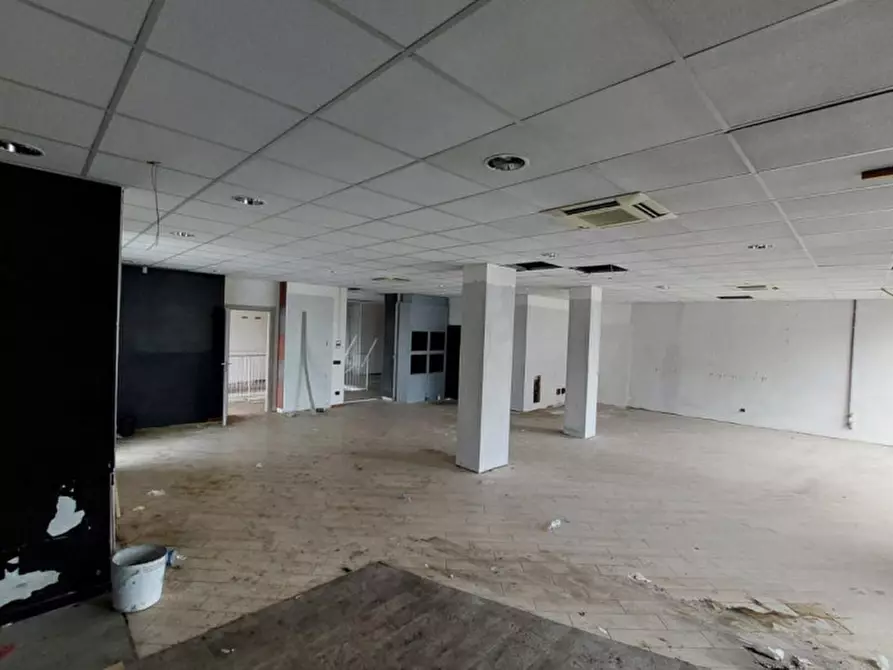 Immagine 11 di Ufficio in vendita  in Viale della Stazione, N. 1 a Rubiera