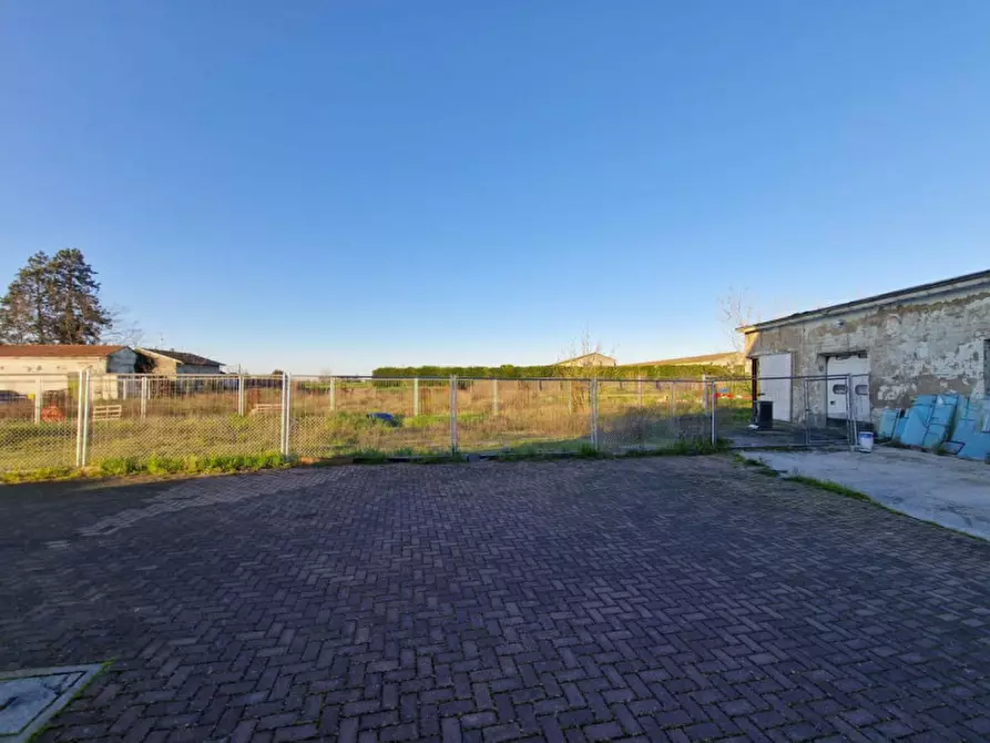 Immagine 1 di Capannone industriale in vendita  in Via Vicinale Torricchia, N. 3150 a Forlimpopoli