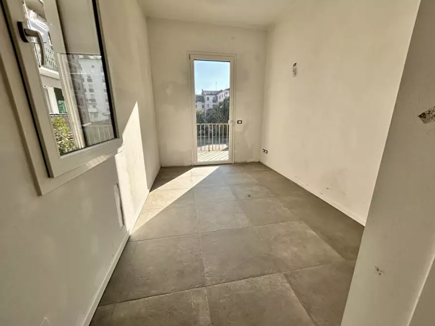 Immagine 9 di Appartamento in vendita  in Via Nino Bixio, 7 a Vicenza