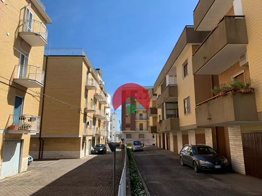 Immagine 1 di Appartamento in vendita  in Via Lupo Protospata a Matera