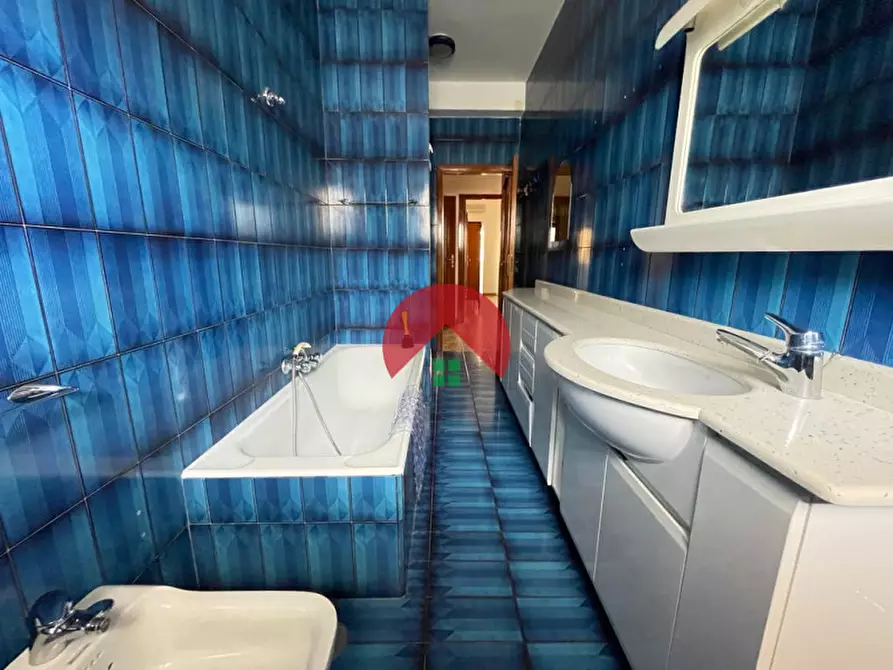 Immagine 22 di Appartamento in vendita  in Via Lupo Protospata a Matera