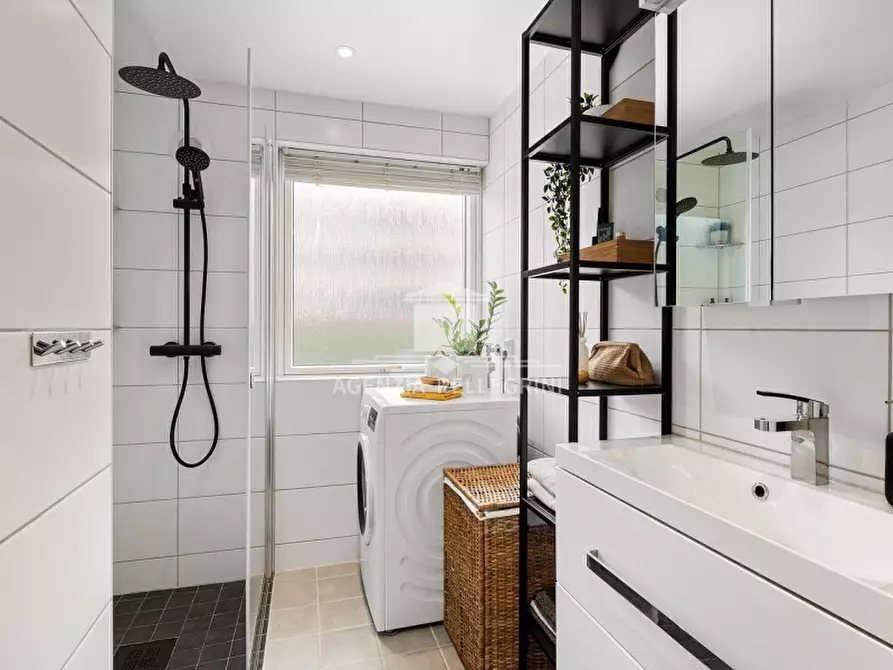 Immagine 8 di Appartamento in vendita  in VIA VENTICINQUE APRILE a Bolzano Vicentino