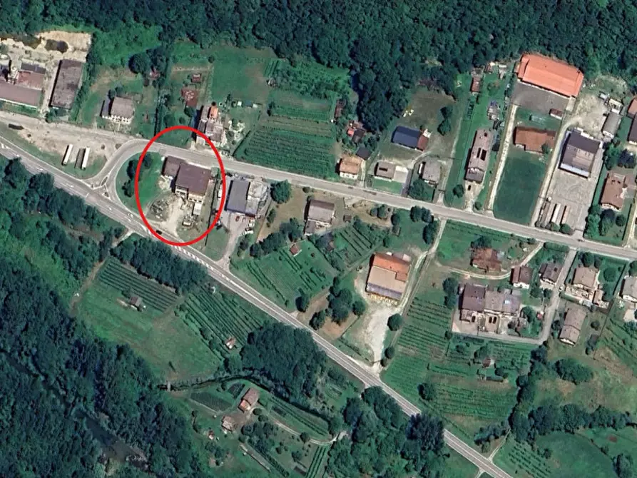 Immagine 12 di Magazzino in vendita  in Via Primiero, 137 a Fonzaso