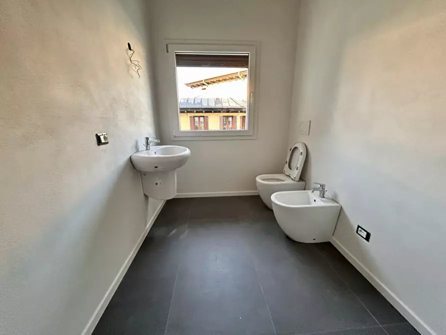 Immagine 5 di Appartamento in vendita  in Via Nino Bixio, 7 a Vicenza