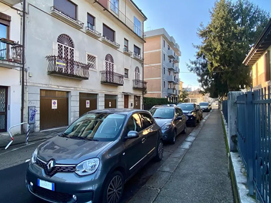 Immagine 20 di Appartamento in vendita  in Via Nino Bixio, 7 a Vicenza