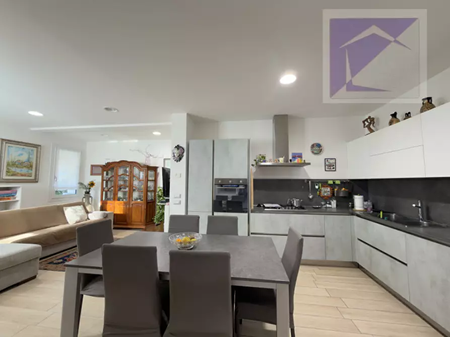 Immagine 5 di Appartamento in vendita  a Jesolo