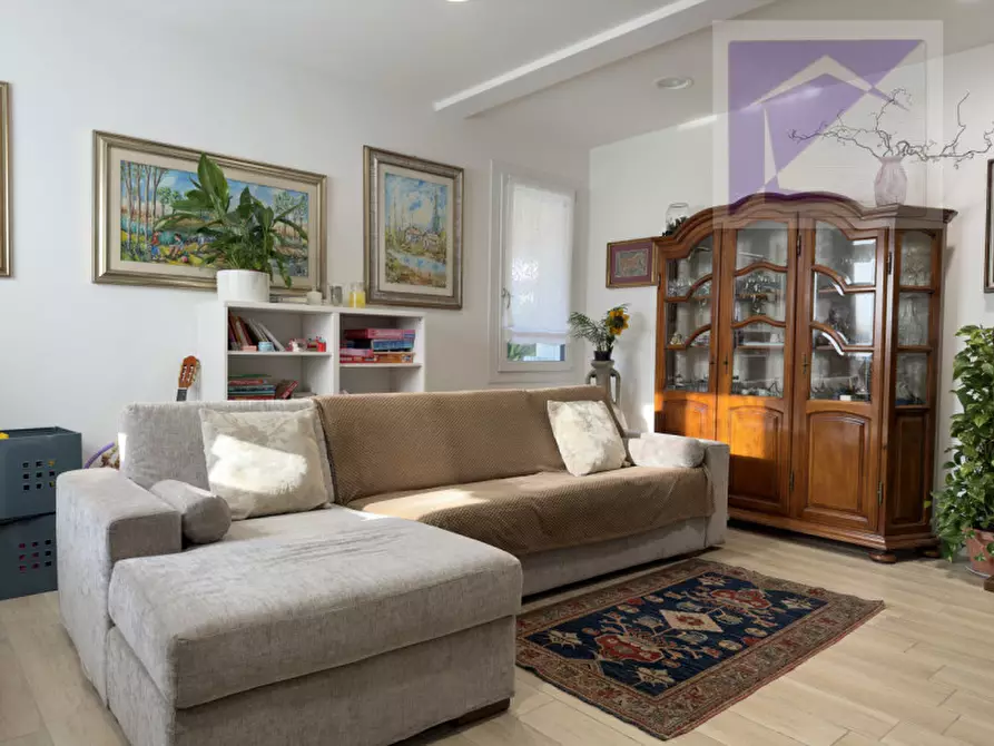 Immagine 8 di Appartamento in vendita  a Jesolo