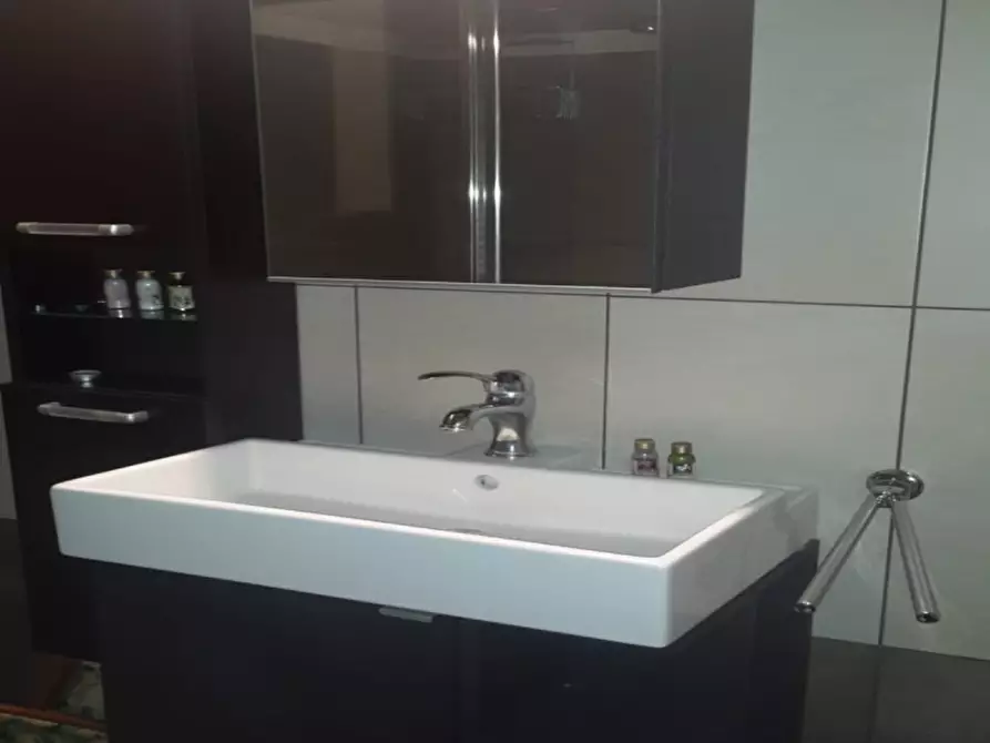 Immagine 10 di Appartamento in affitto  in Via Errico Giachino a Torino