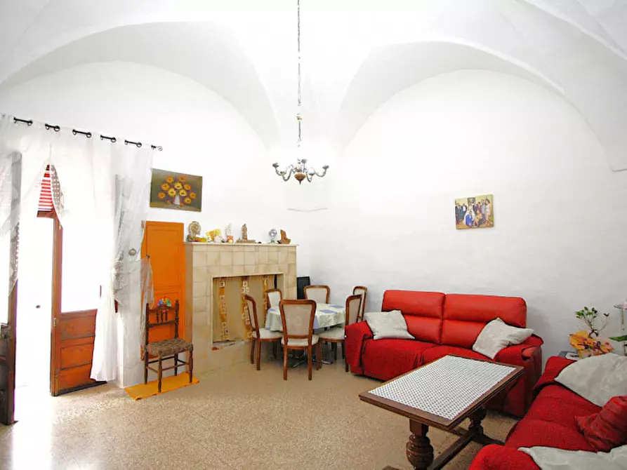 Immagine 1 di Casa indipendente in vendita  in Via Guglielmo Marconi a Presicce-Acquarica