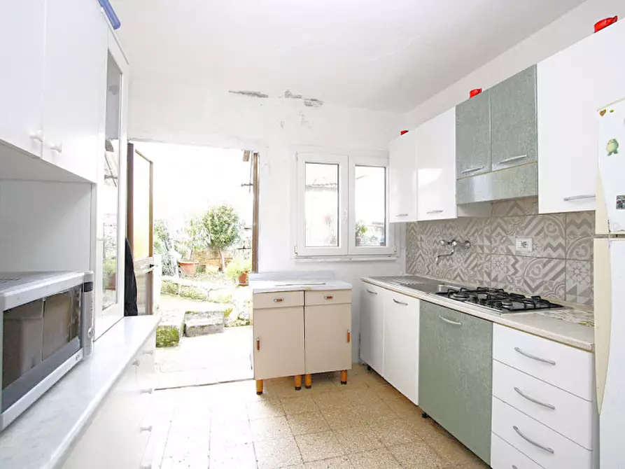 Immagine 11 di Casa indipendente in vendita  in Via Guglielmo Marconi a Presicce-Acquarica