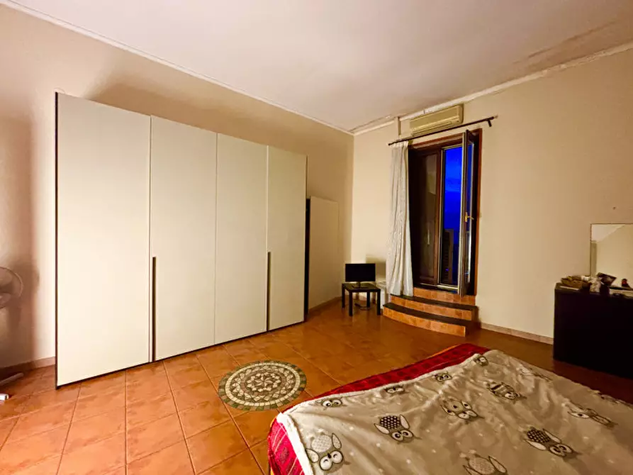 Immagine 3 di Appartamento in vendita  in CORSO VITTORIO EMANUELE N°184 a Torre Del Greco