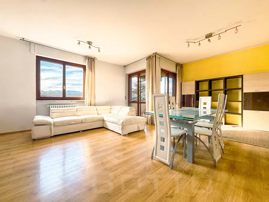 Immagine 1 di Appartamento in vendita  in via signini 1 a Borgomanero