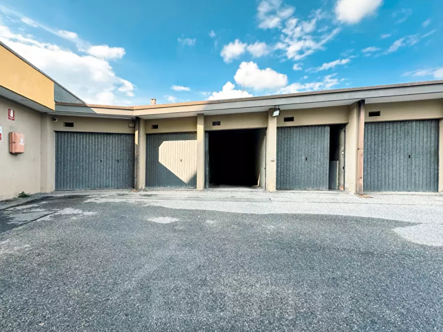 Immagine 21 di Appartamento in vendita  in via signini 1 a Borgomanero