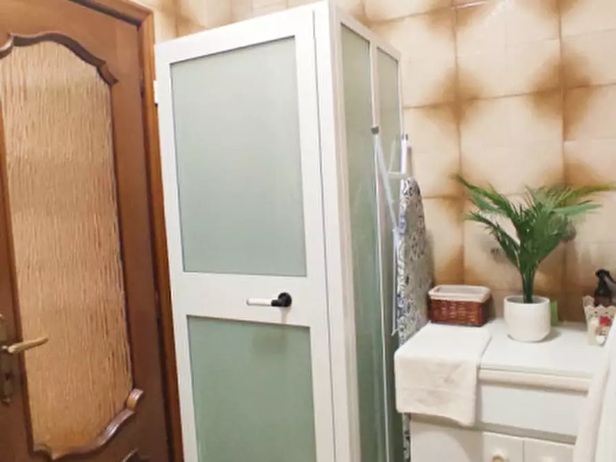 Immagine 8 di Appartamento in vendita  in via gubbio 101 10 a Torino