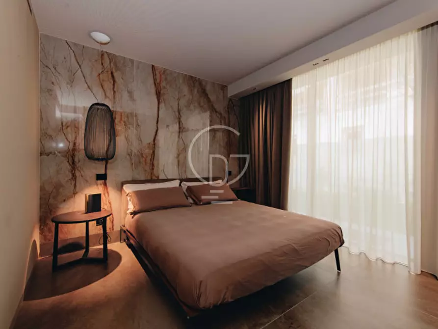 Immagine 23 di Villetta a schiera in vendita  in Via Tito Speri a Padenghe Sul Garda